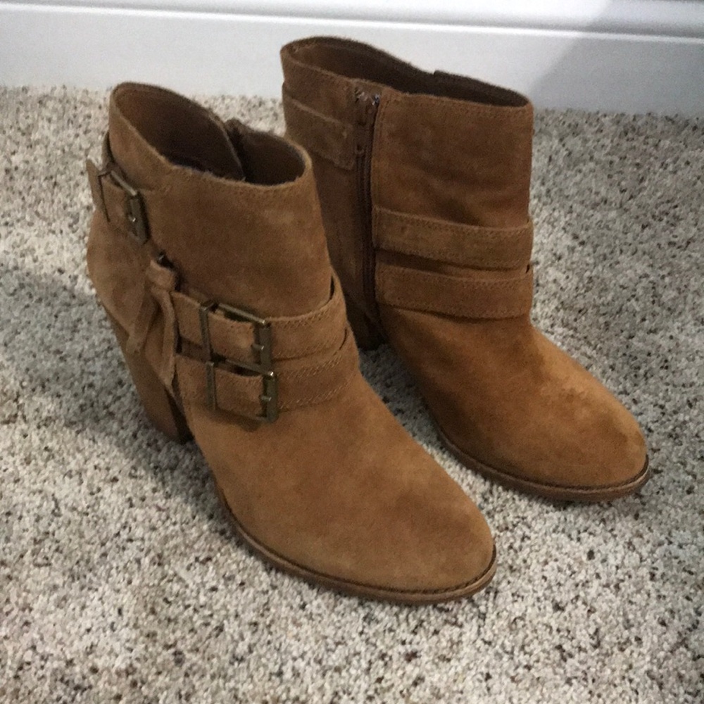 Gianni Bini Tan Suede Ankle Boots